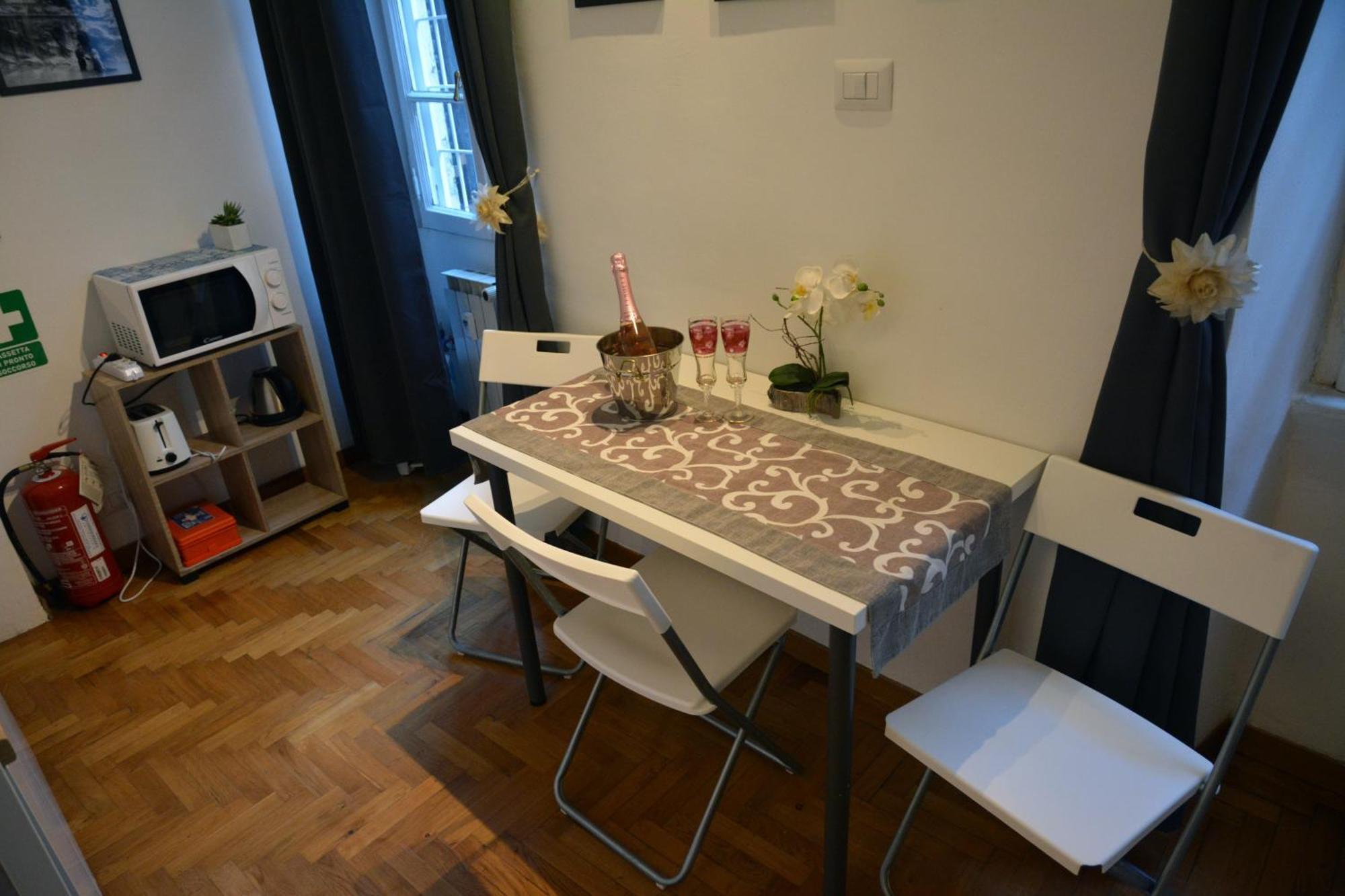 Charme De Rome Vatican Apartment Ngoại thất bức ảnh